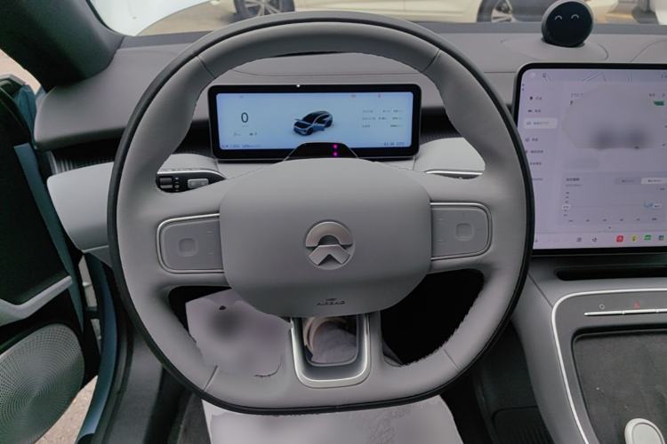 Used Nio ET5T 2025 75 kWh Touring Steering Wheel