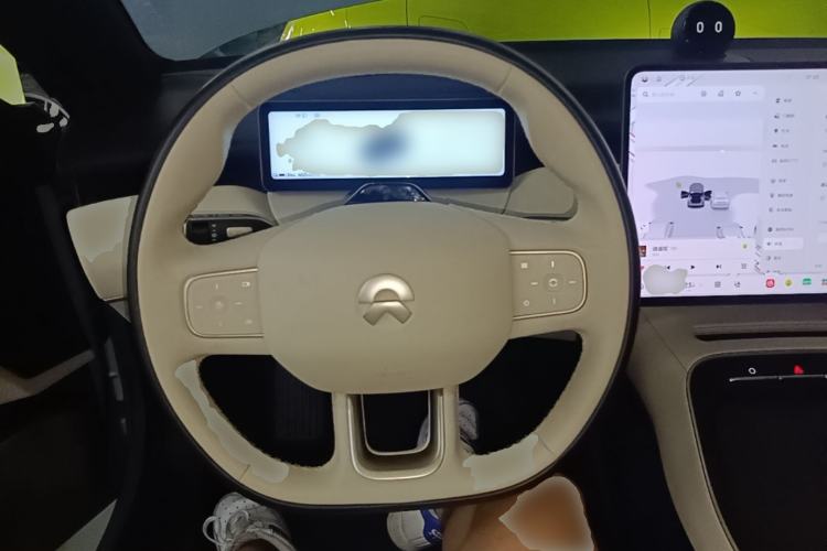 Used Nio ET5T 2025 75 kWh Touring Steering Wheel