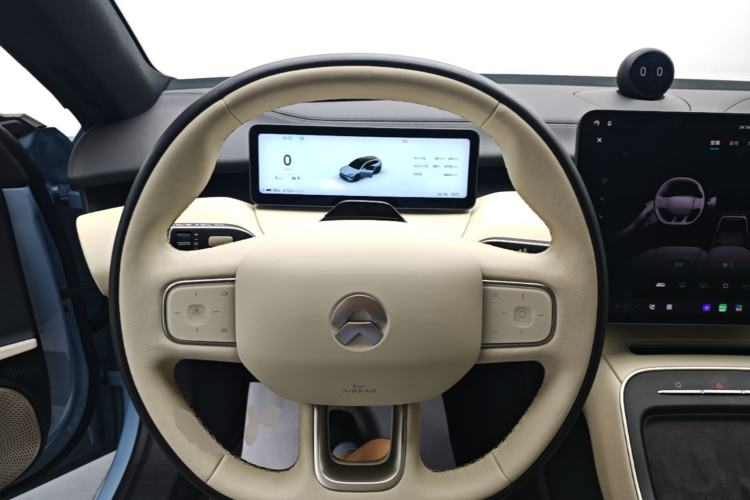 Used Nio ET5T 2025 75 kWh Touring Steering Wheel