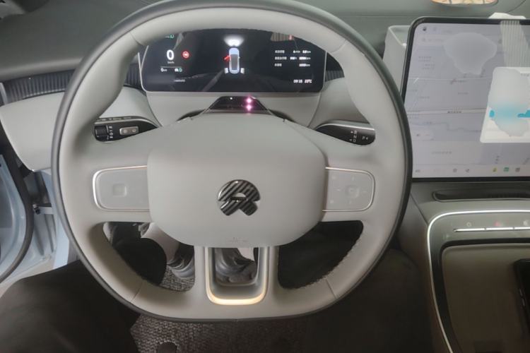 Used Nio ET5T 2025 75 kWh Touring Steering Wheel