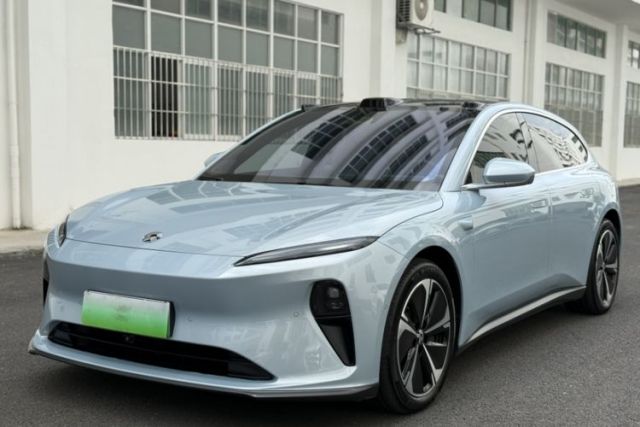 Used Nio ET5T 2025 75 kWh Touring