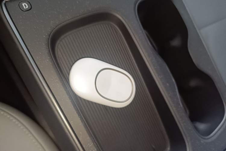 Used Nio ET5T 2025 75 kWh Touring Vehicle Key