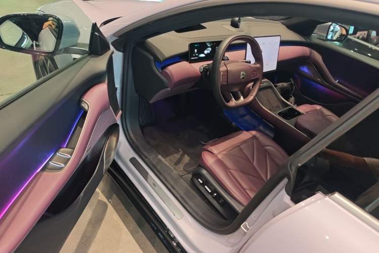 Used Nio ET5T 2025 75 kWh Touring Driver Seat