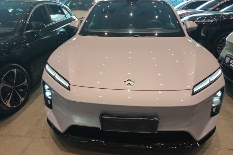 Used Nio ET5T 2025 75 kWh Touring Front