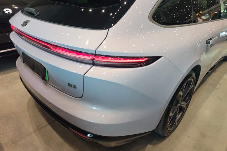 Used Nio ET5T 2025 75 kWh Touring Right Rear Taillight