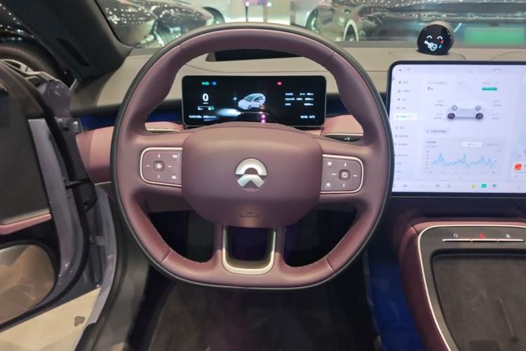 Used Nio ET5T 2025 75 kWh Touring Steering Wheel