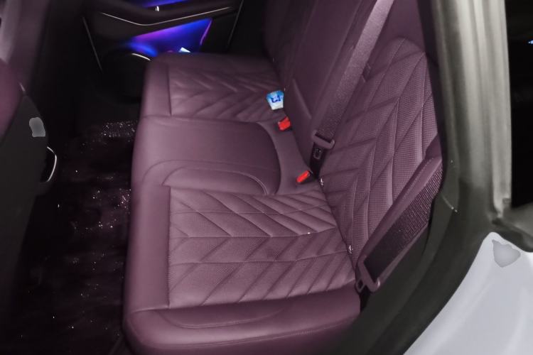 Used Nio ET5T 2025 75 kWh Touring Left Rear Seat