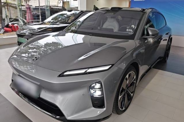 Used Nio ET5T 2025 75 kWh Touring