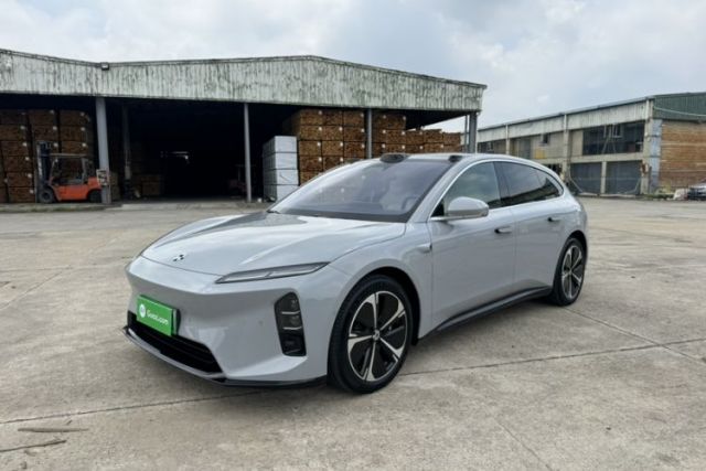 Used Nio ET5T 2025 100kWh Touring