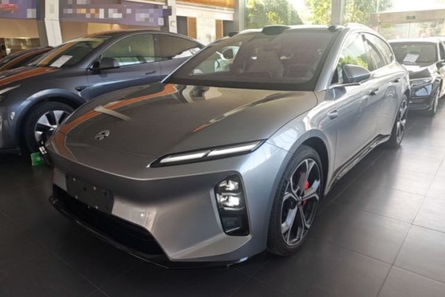 Używany Nio ET5T 2025 75 kWh Touring