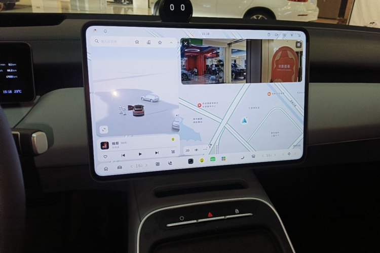 Used Nio ET5T 2025 75 kWh Touring Audio And AC Panel