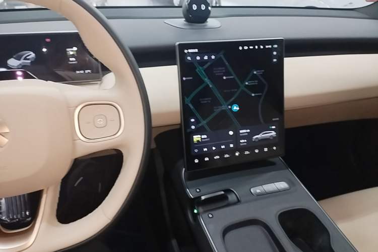 Used Nio ET5T 2025 Model Champion Commemorative Edition, 100kWh Touring Audio And AC Panel