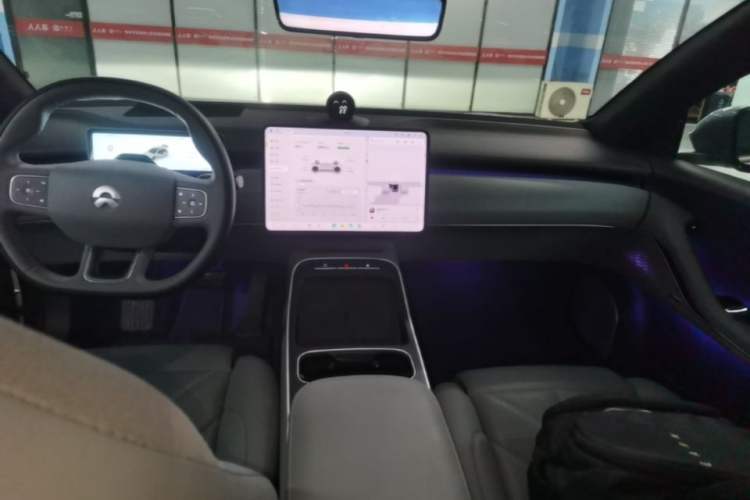 Used Nio ET5T 2025 75 kWh Touring Audio And AC Panel