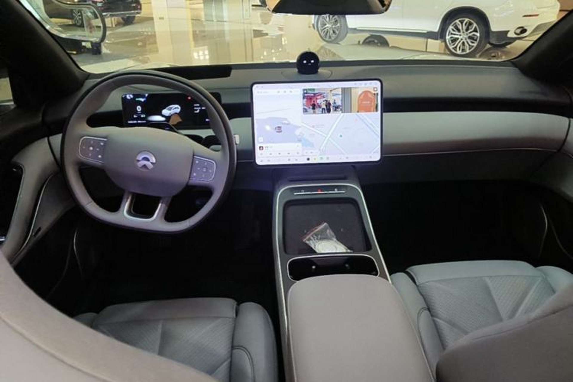 Used Nio ET5T 2025 75 kWh Touring Center Console