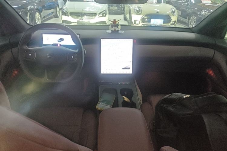 Used Nio ET5T 2025 75 kWh Touring Center Console