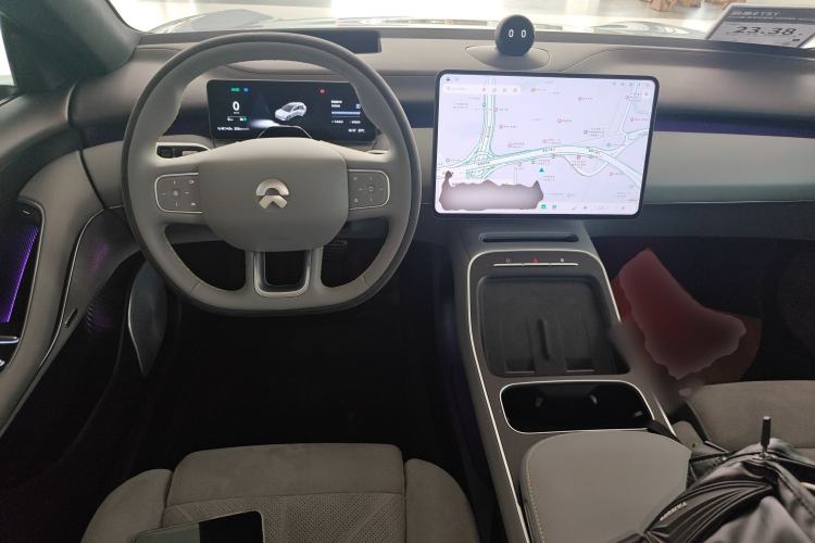 Used Nio ET5T 2025 Model Champion Commemorative Edition, 75kWh Touring Center Console