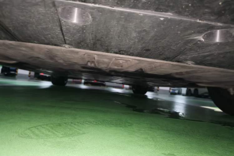 Used Nio ET5T 2025 75 kWh Touring Chassis Front