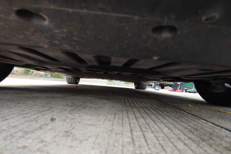 Used Nio ET5T 2025 75 kWh Touring Chassis Front