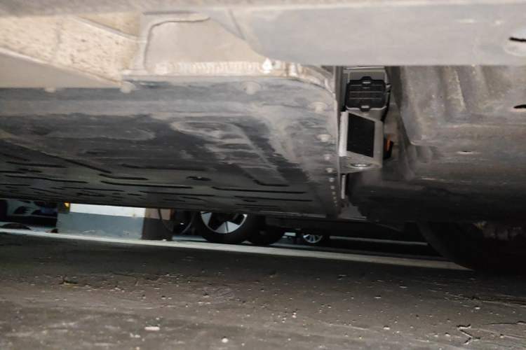 Used Nio ET5T 2025 75 kWh Touring Chassis Rear Left