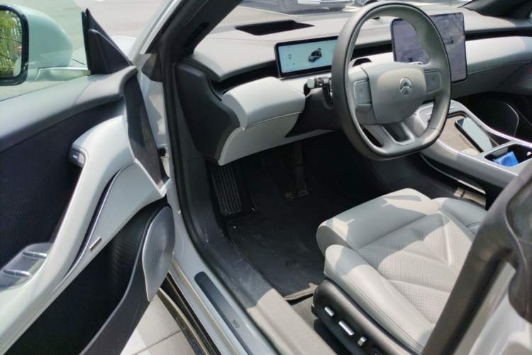 Used Nio ET5T 2025 75 kWh Touring Driver Seat