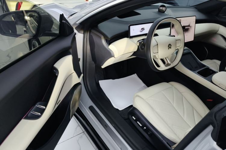 Used Nio ET5T 2025 75 kWh Touring Driver Seat