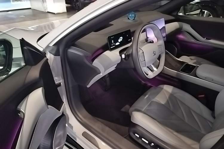 Used Nio ET5T 2025 75 kWh Touring Driver Seat