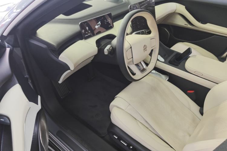 Used Nio ET5T 2025 75 kWh Touring Driver Seat