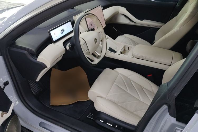 Used Nio ET5T 2025 75 kWh Touring Driver Seat