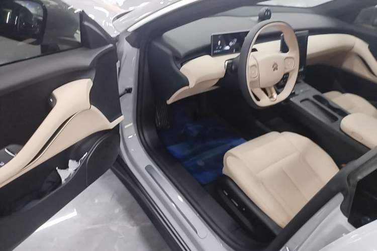 Used Nio ET5T 2025 Model Champion Commemorative Edition, 100kWh Touring Driver Seat