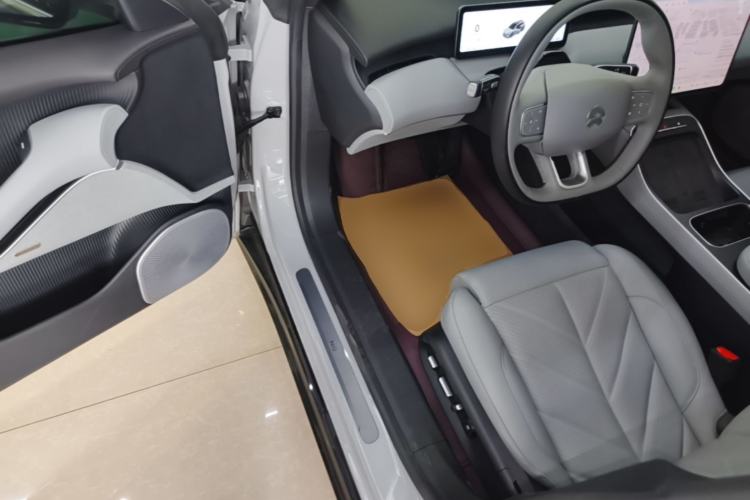Used Nio ET5T 2025 75 kWh Touring Driver Seat
