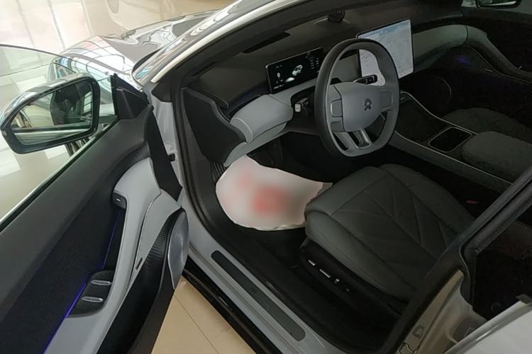 Used Nio ET5T 2025 75 kWh Touring Driver Seat