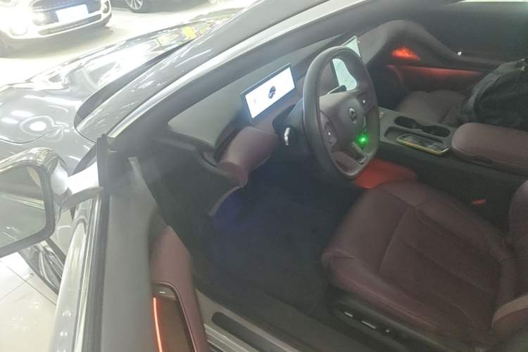 Used Nio ET5T 2025 75 kWh Touring Driver Seat