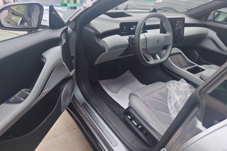 Used Nio ET5T 2025 75 kWh Touring Driver Seat