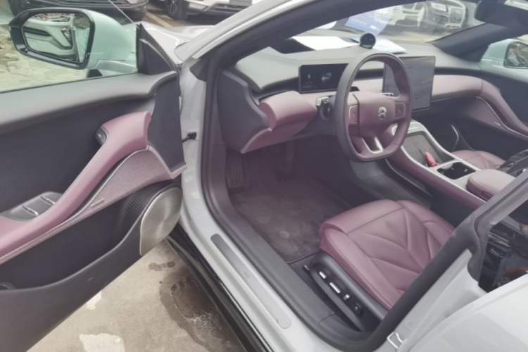 Used Nio ET5T 2025 75 kWh Touring Driver Seat