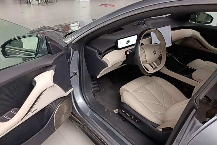 Used Nio ET5T 2025 75 kWh Touring Driver Seat
