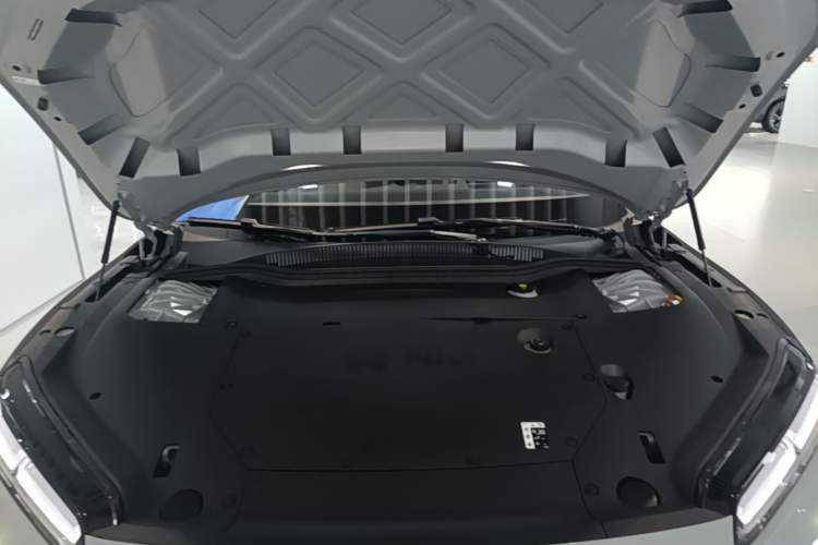 Used Nio ET5T 2025 75 kWh Touring Engine Bay