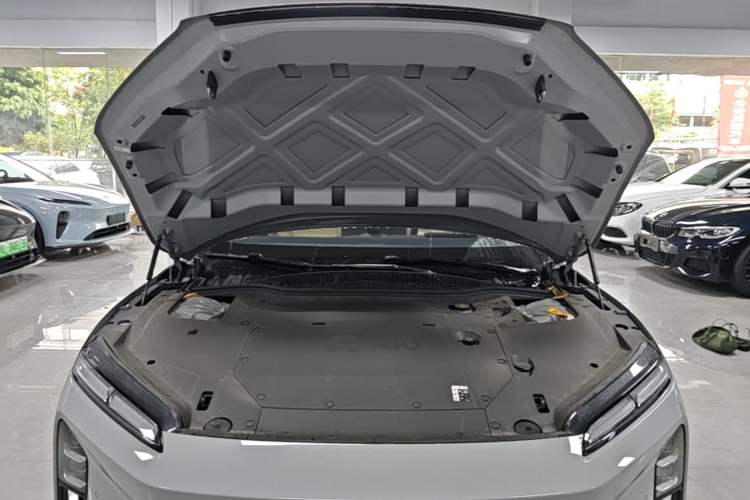 Used Nio ET5T 2025 75 kWh Touring Engine Bay