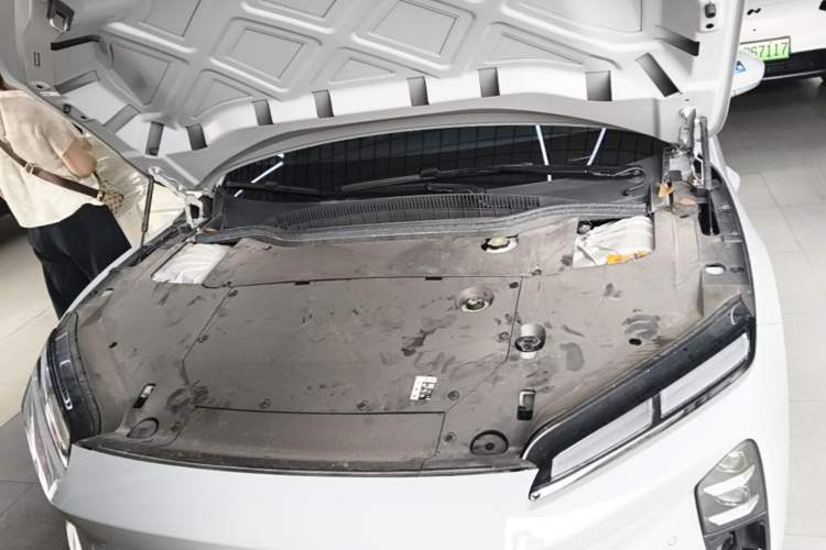 Used Nio ET5T 2025 75 kWh Touring Engine Bay