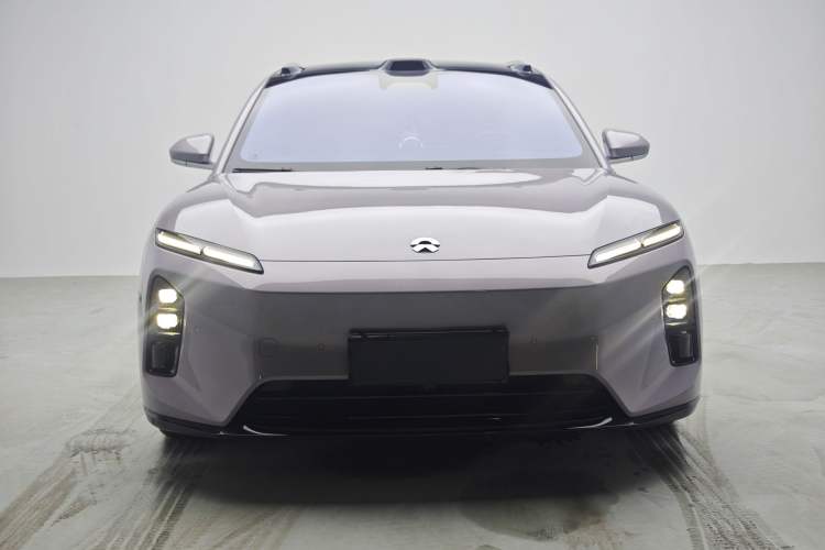 Used Nio ET5T 2025 75 kWh Touring Exterior 1
