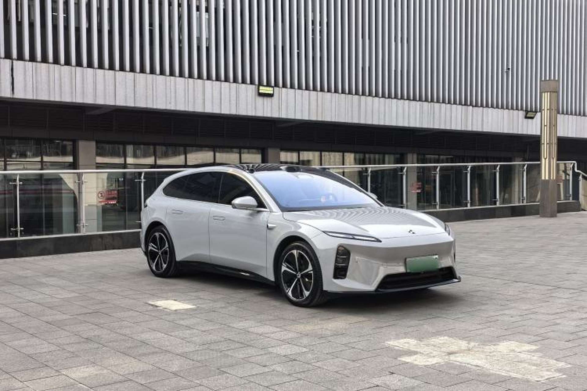 Used Nio ET5T 2025 75 kWh Touring Exterior 2