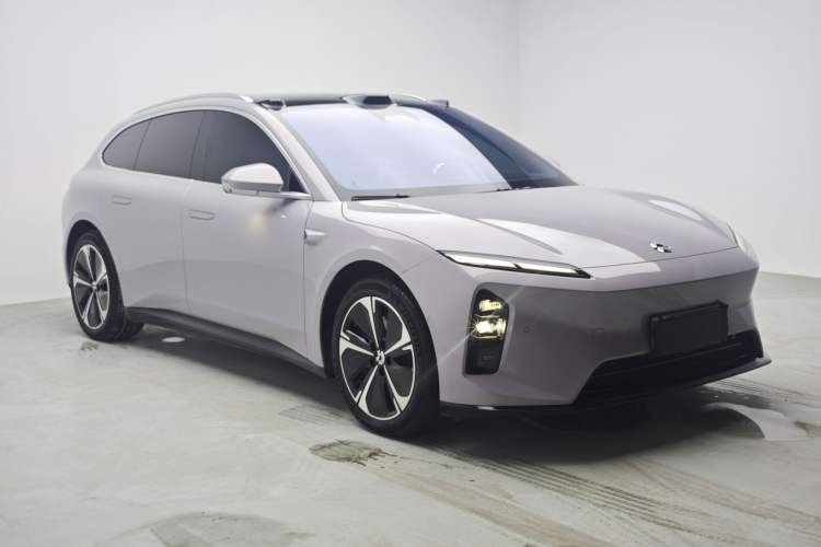 Used Nio ET5T 2025 75 kWh Touring Exterior 2