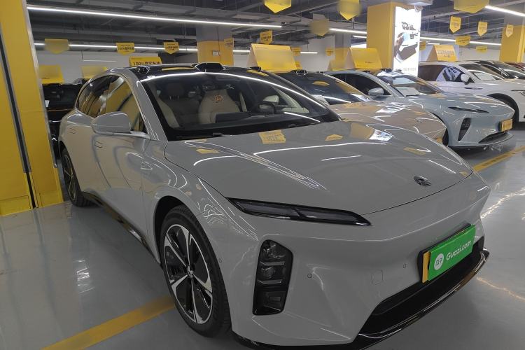 Used Nio ET5T 2025 75 kWh Touring Exterior 2