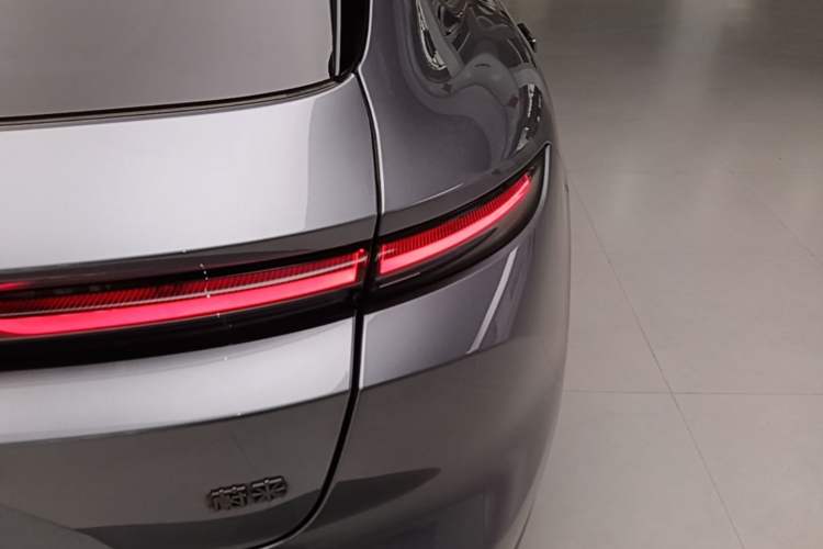 Used Nio ET5T 2025 75 kWh Touring Exterior 3