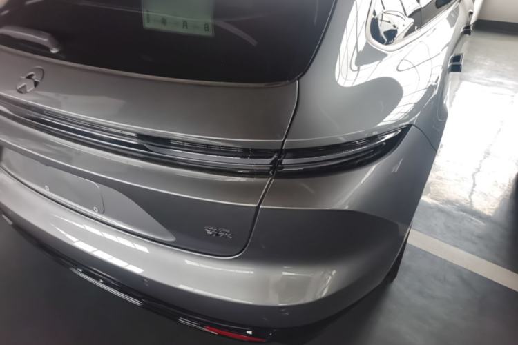 Used Nio ET5T 2025 Model Champion Commemorative Edition, 75kWh Touring Exterior 3
