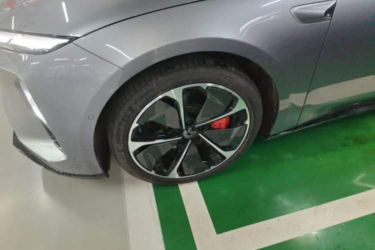 Used Nio ET5T 2025 75 kWh Touring Exterior 4