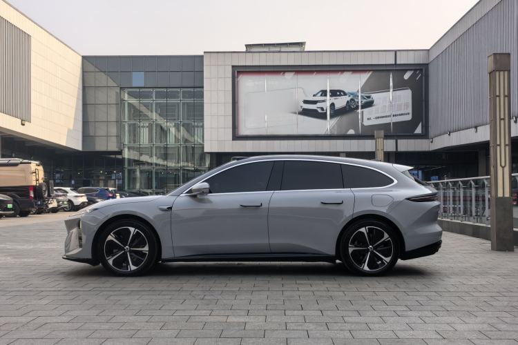 Used Nio ET5T 2025 75 kWh Touring Exterior 5