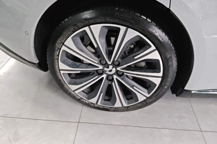 Used Nio ET5T 2025 75 kWh Touring Exterior 5