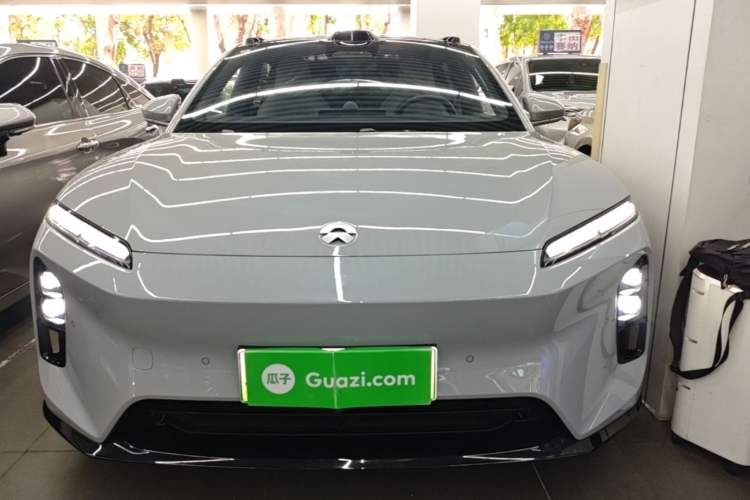Used Nio ET5T 2025 75 kWh Touring Front