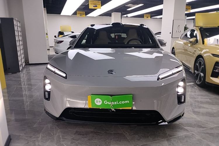 Used Nio ET5T 2025 75 kWh Touring Front