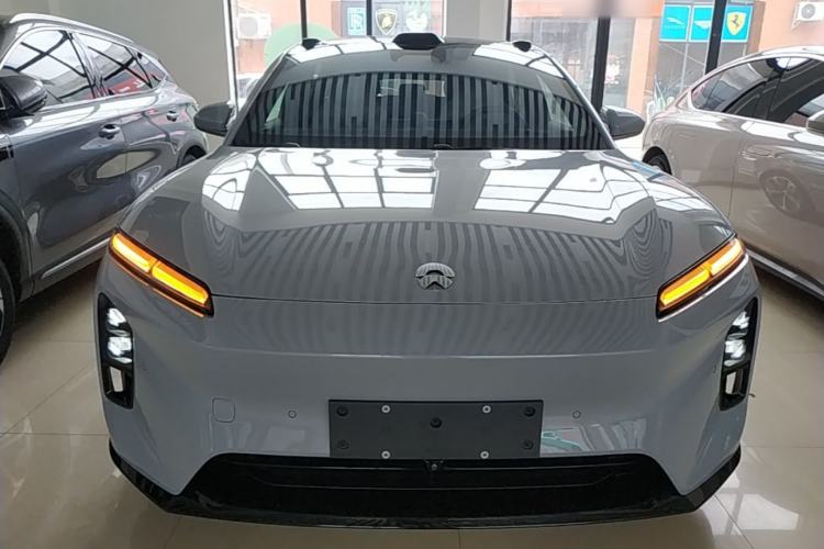 Used Nio ET5T 2025 75 kWh Touring Front
